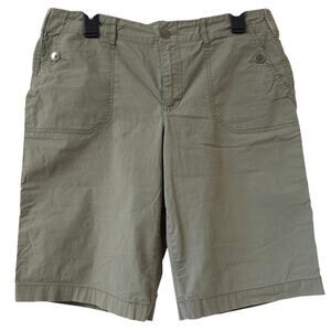 Kim Rogers Size 12, 98% Cotton, Green, Light Weight Shorts Elastic Back Pockets